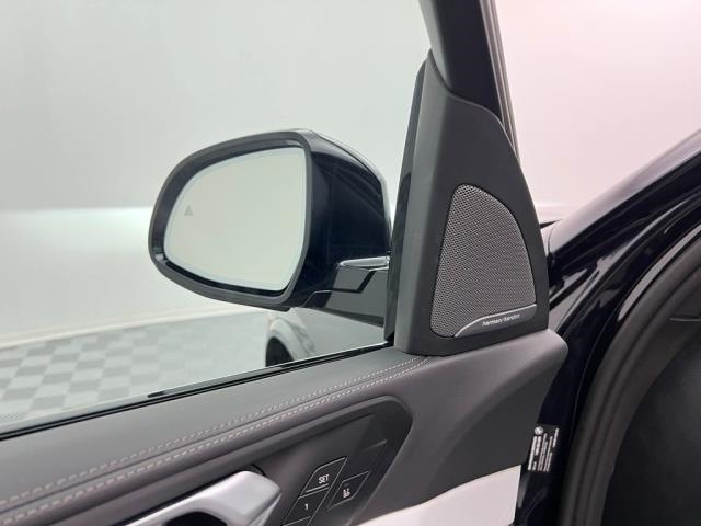 2025 BMW X5 xDrive40i AWD