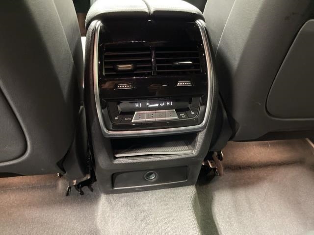 2025 BMW X6 xDrive40i AWD