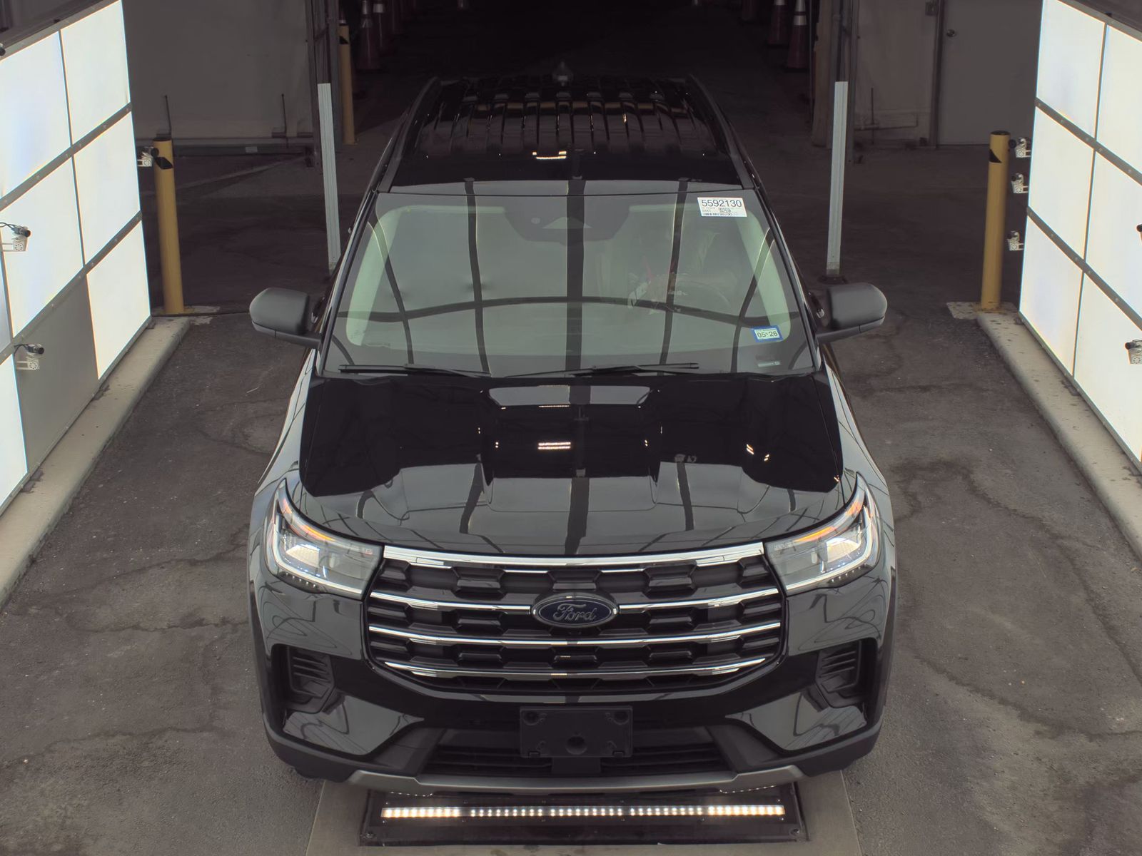 2025 Ford Explorer Active RWD