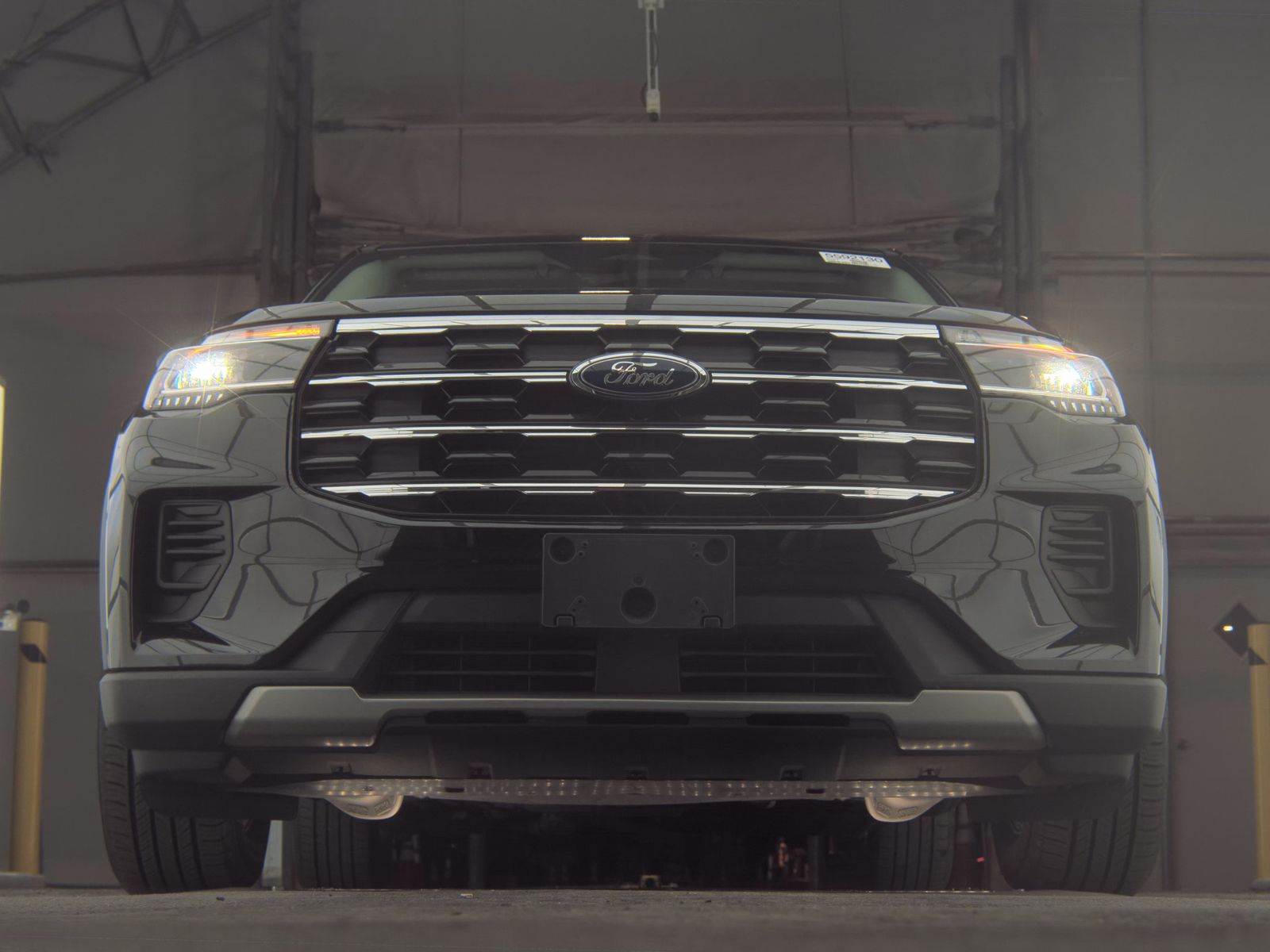 2025 Ford Explorer Active RWD