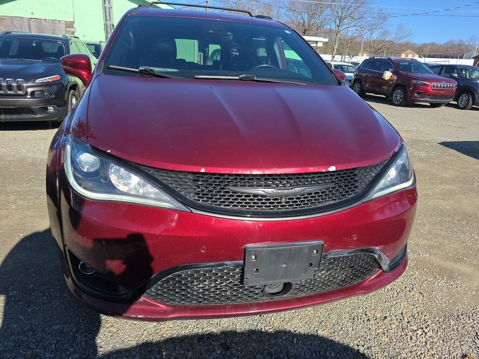 2019 Chrysler Pacifica Limited FWD