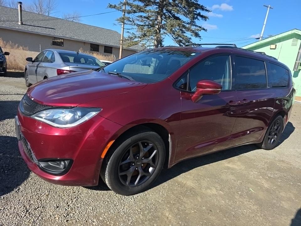 2019 Chrysler Pacifica Limited FWD