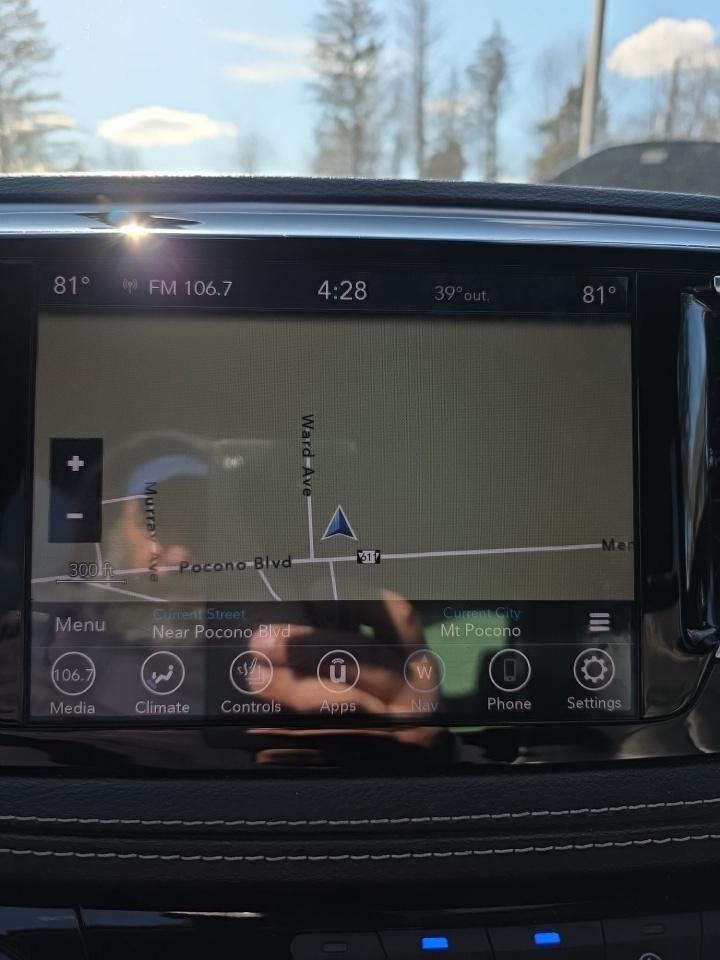 2019 Chrysler Pacifica Limited FWD