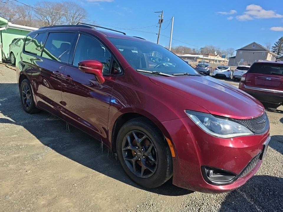 2019 Chrysler Pacifica Limited FWD