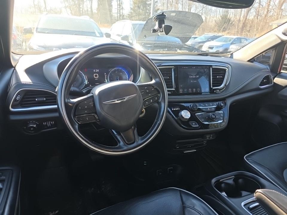 2019 Chrysler Pacifica Limited FWD