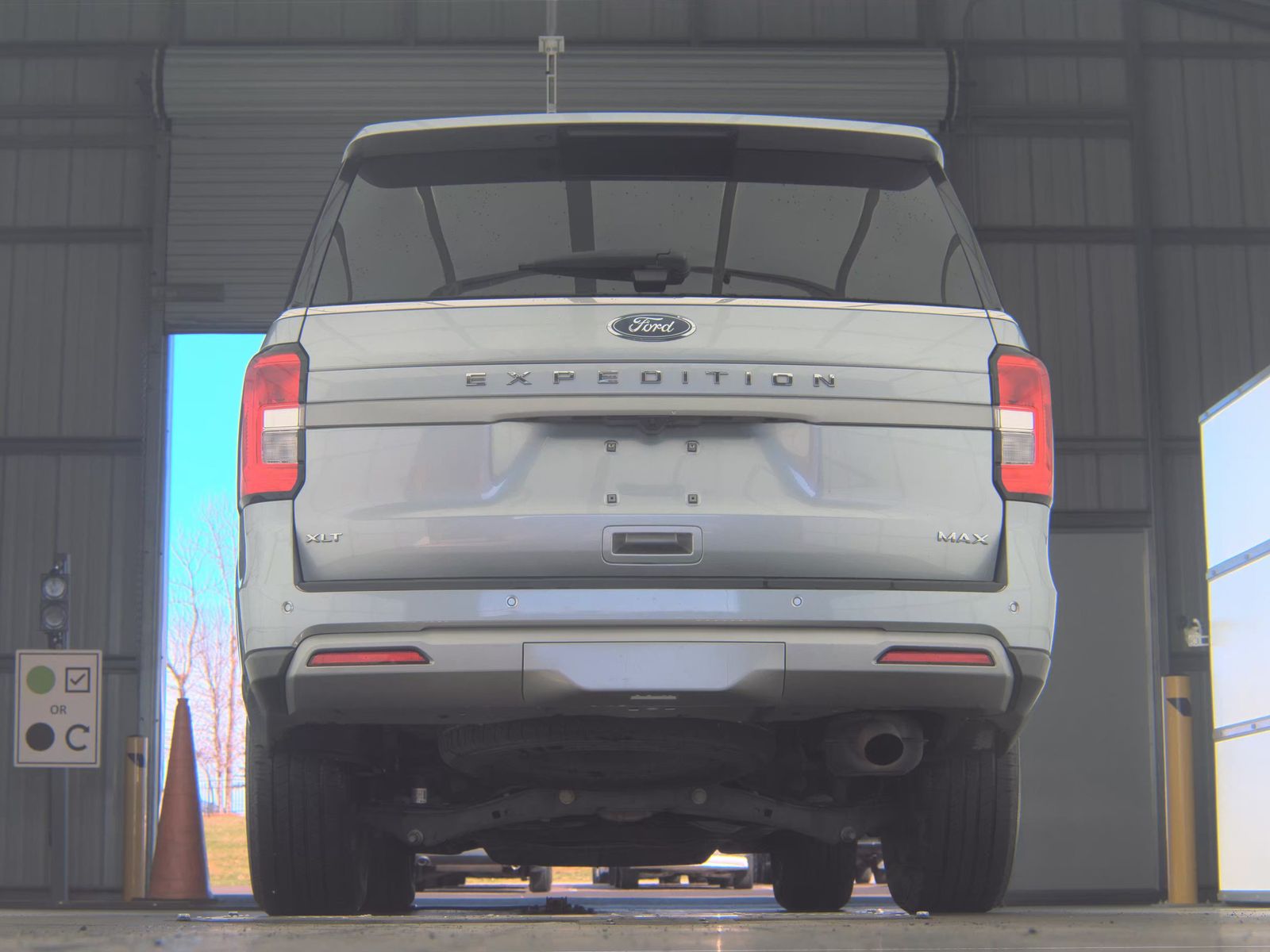 FORD EXPEDITION MAX - 8