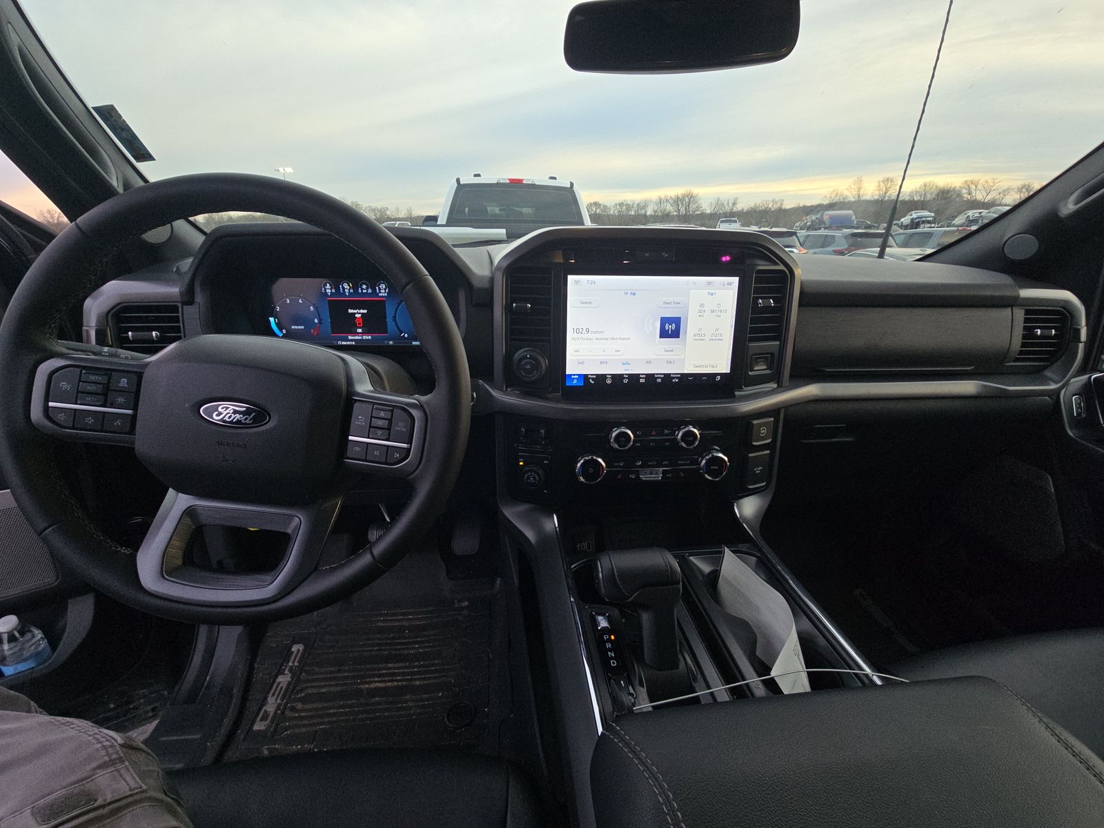 2025 Ford F-150 Hybrid XLT AWD