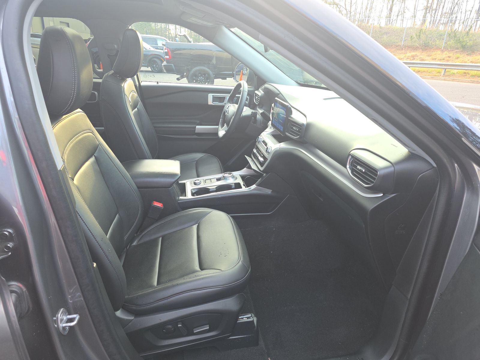 2024 Ford Explorer XLT AWD