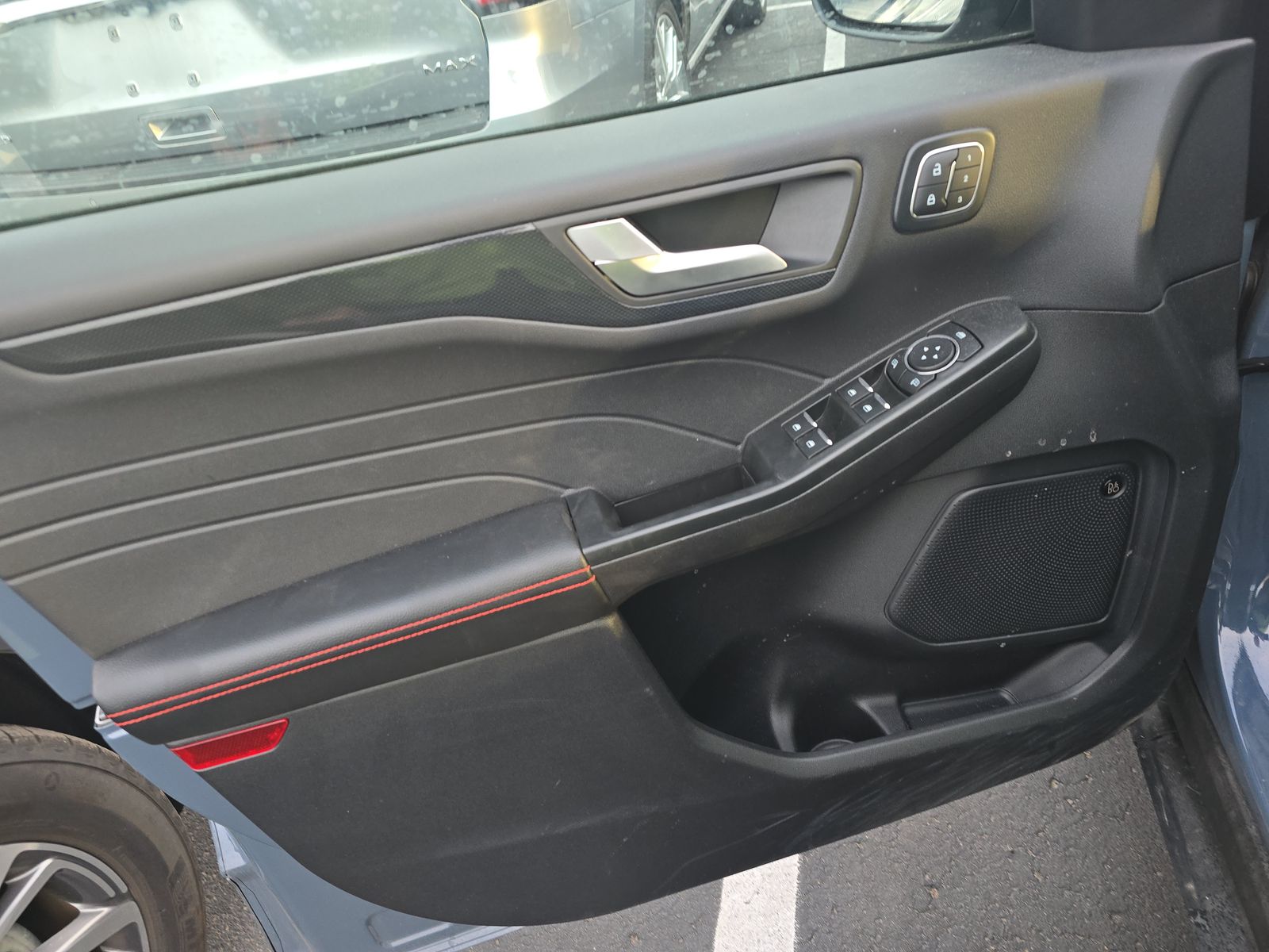 2025 Ford Escape Hybrid ST-Line Elite AWD