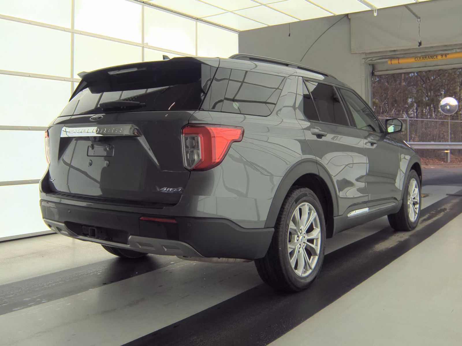 2024 Ford Explorer XLT AWD