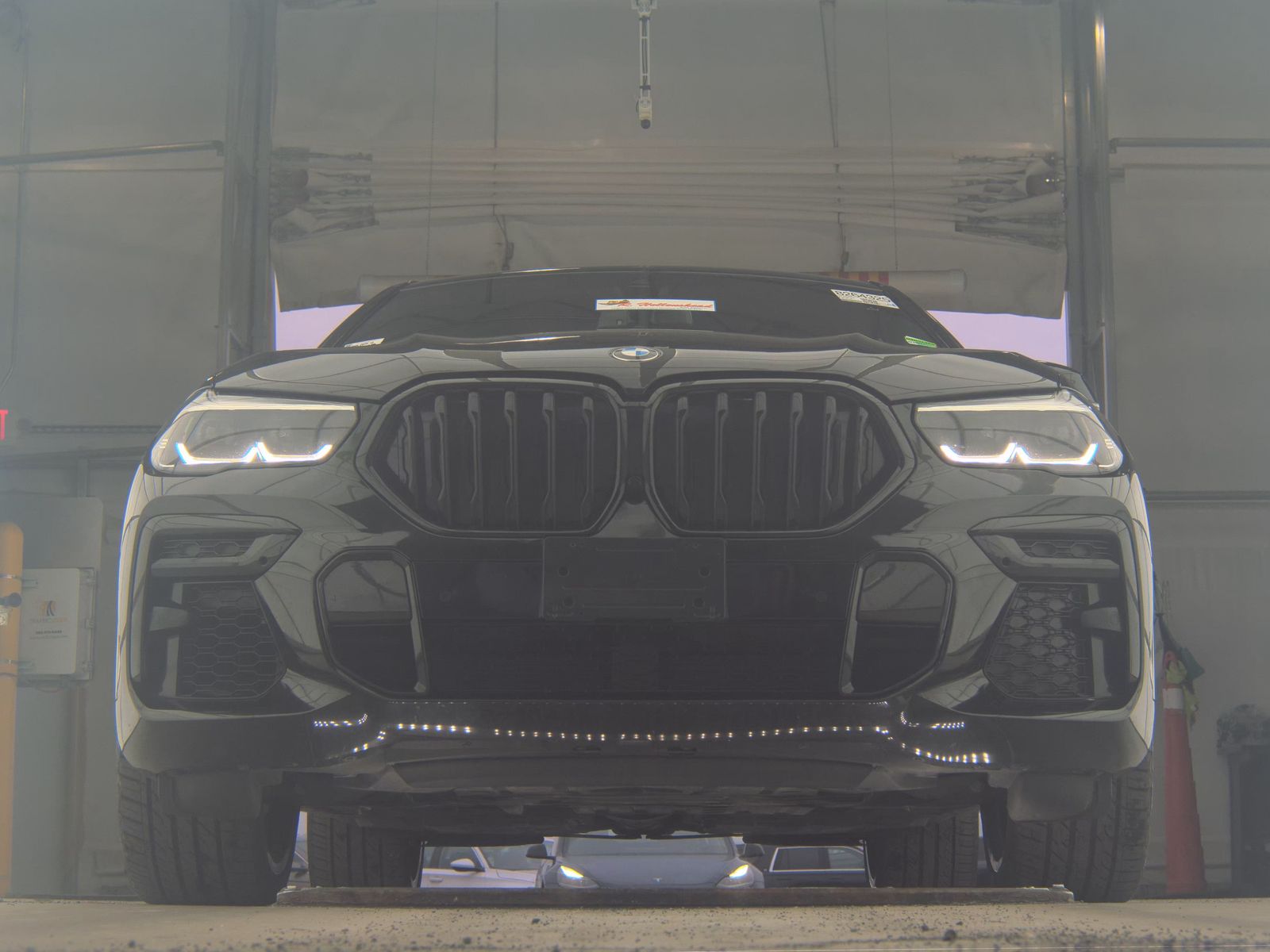 2022 BMW X6 xDrive40i AWD