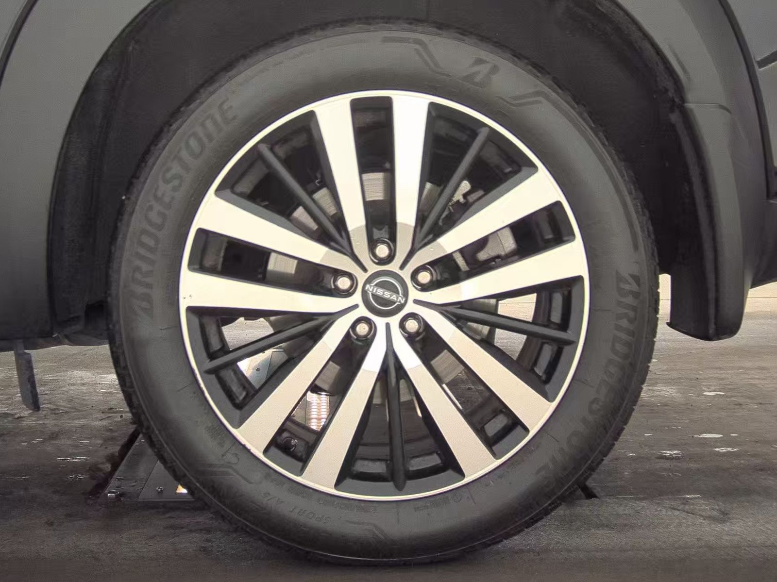 2025 Nissan Pathfinder Platinum AWD