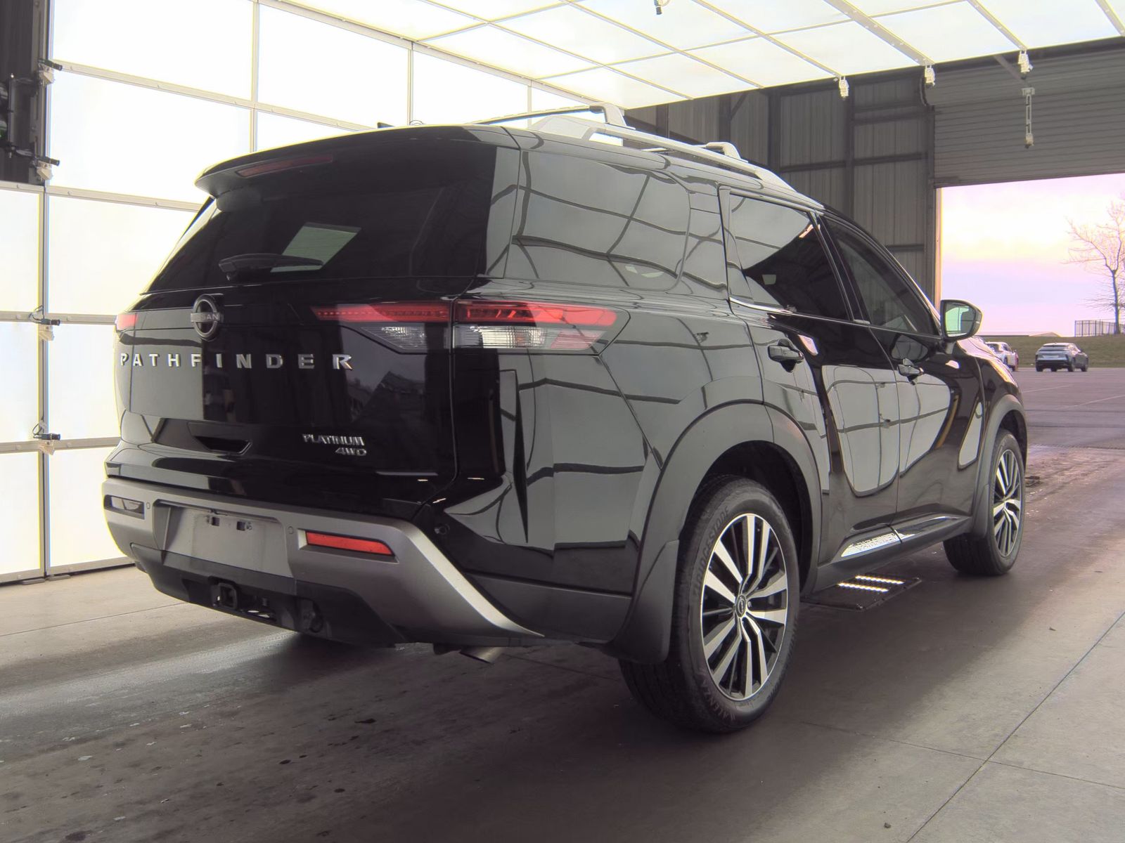 2025 Nissan Pathfinder Platinum AWD
