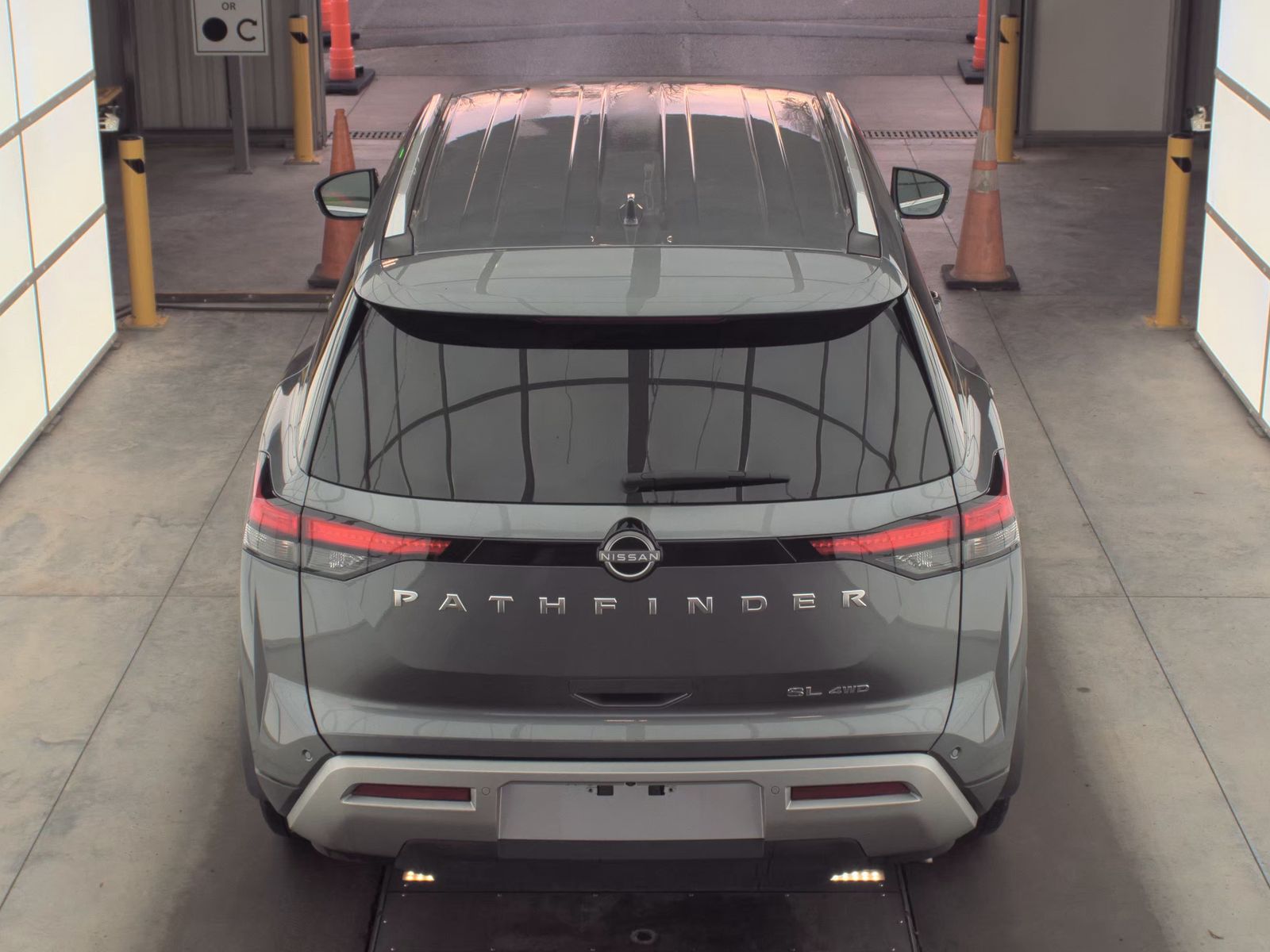 2025 Nissan Pathfinder SL AWD