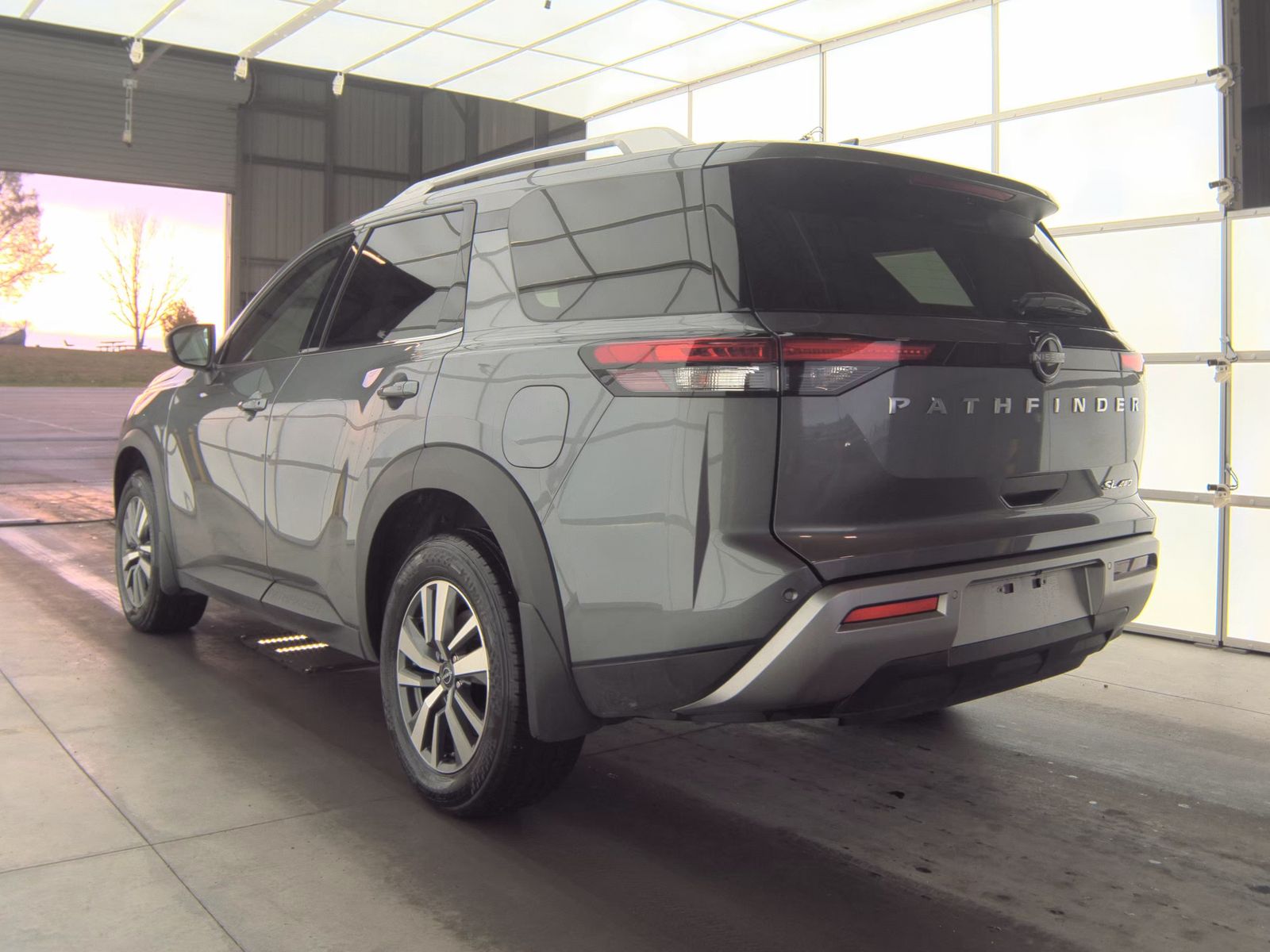 2025 Nissan Pathfinder SL AWD