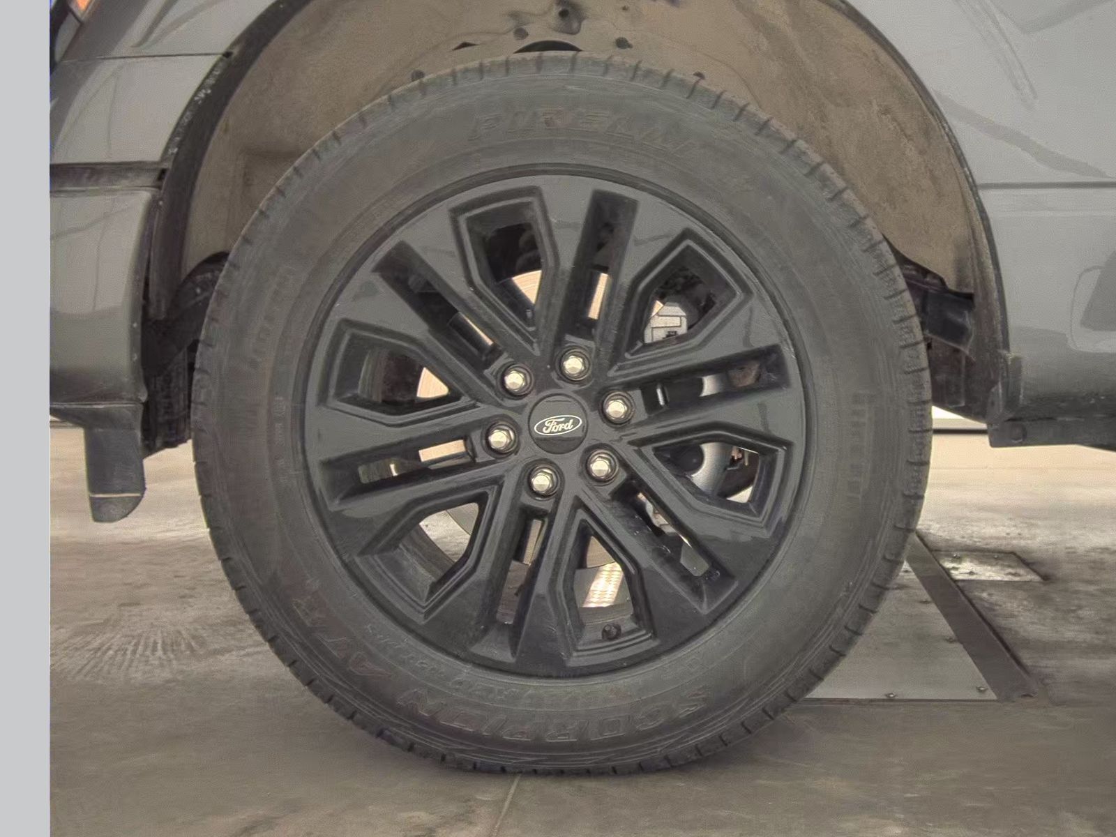 2025 Ford F-150 XLT AWD