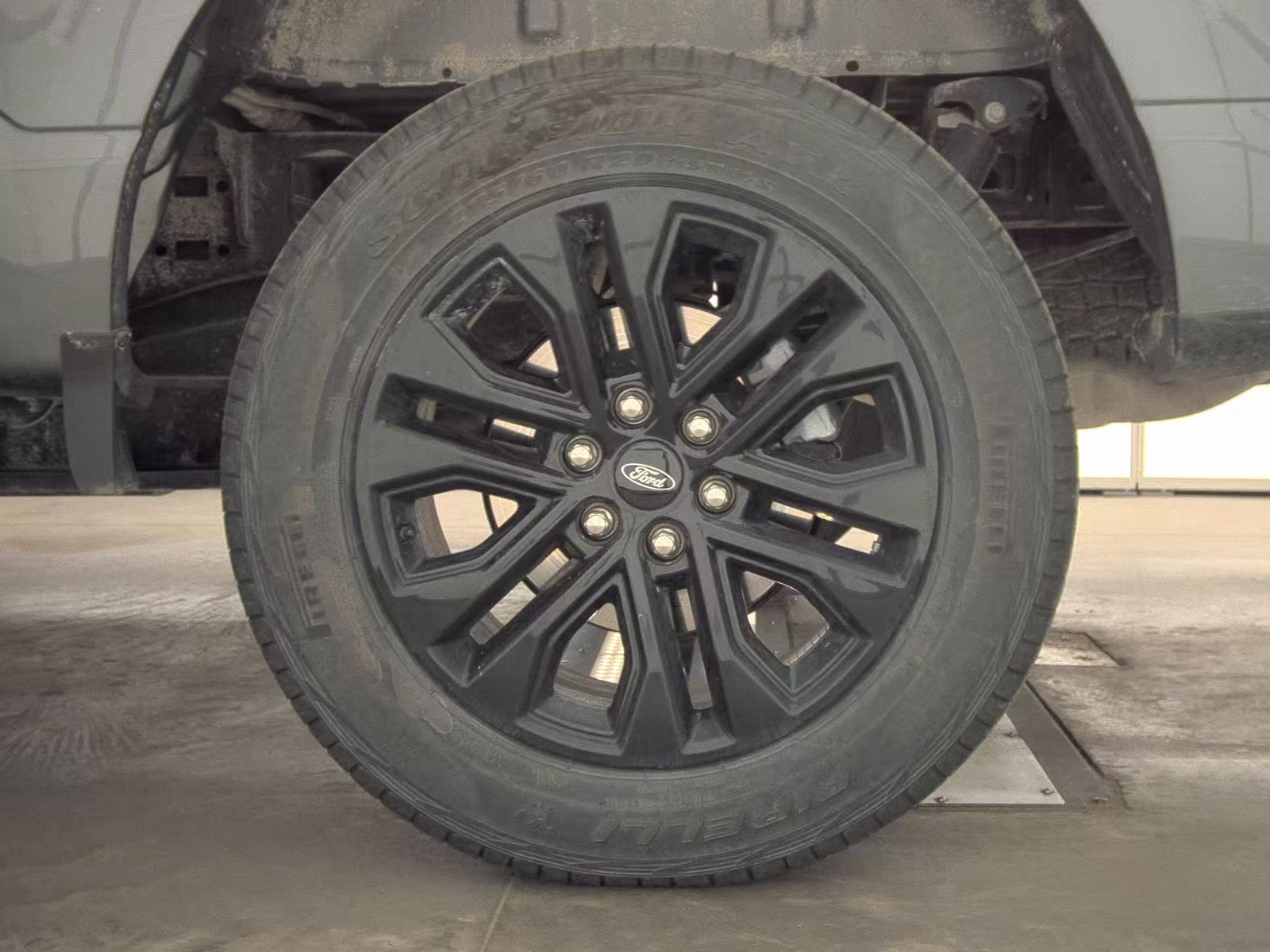 2025 Ford F-150 XLT AWD