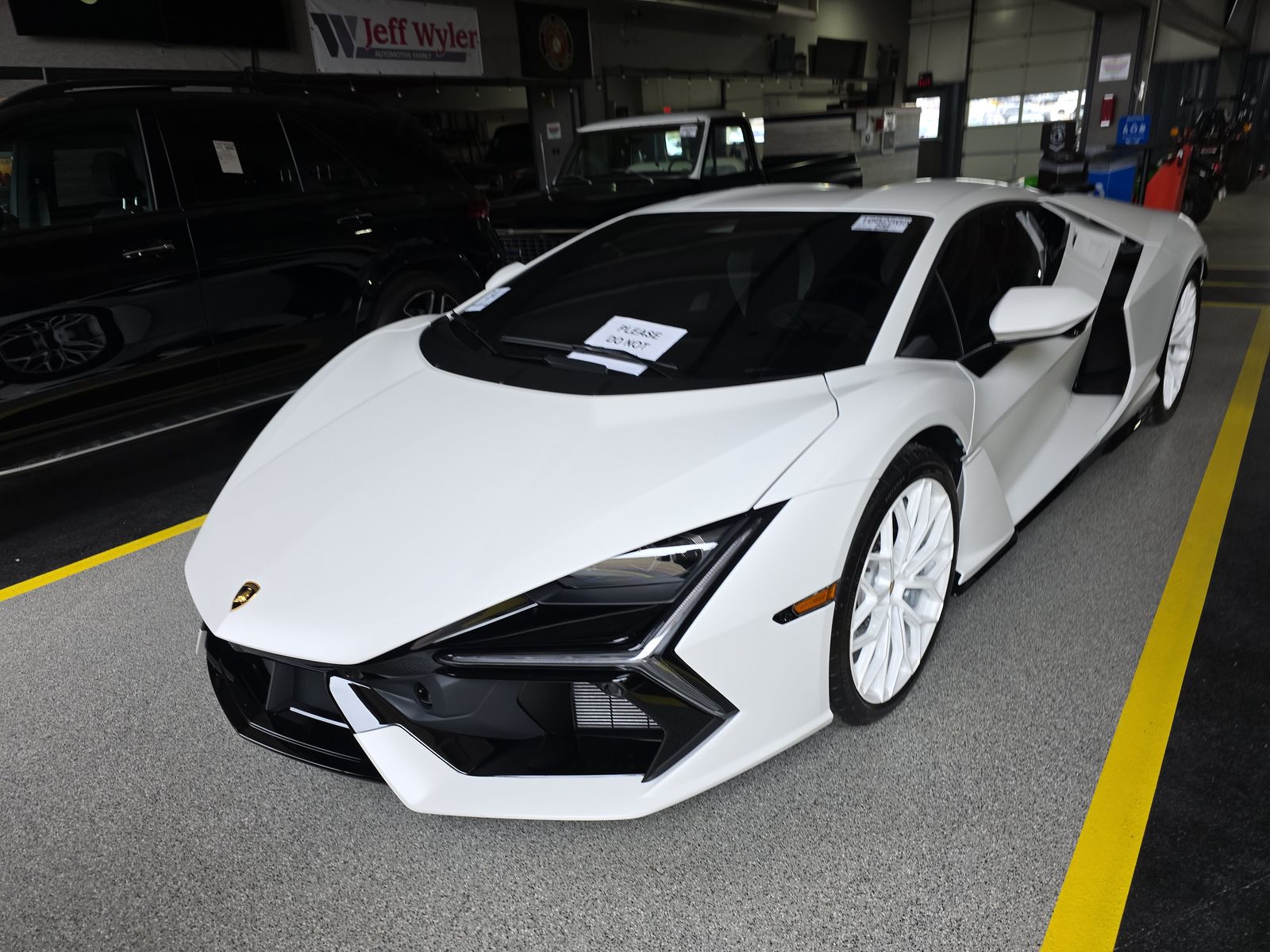 2024 Lamborghini Revuelto Base AWD