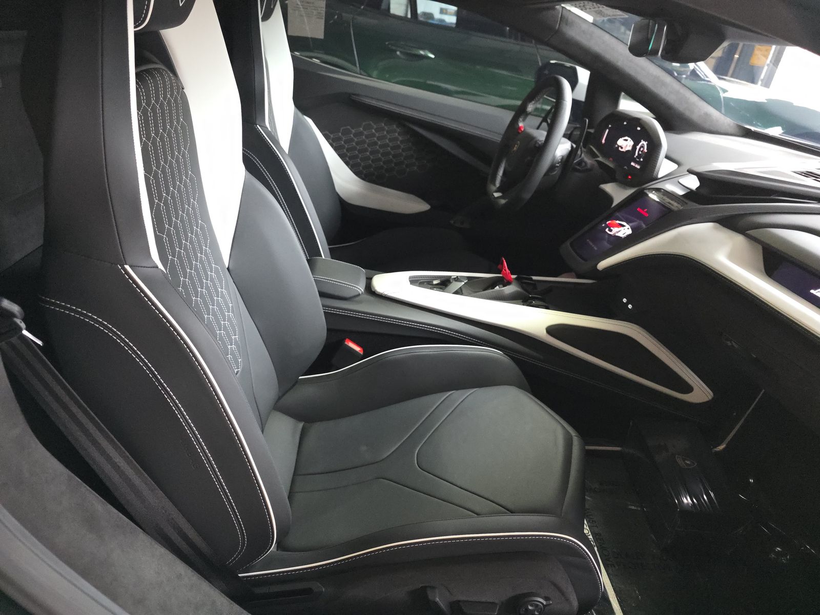 2024 Lamborghini Revuelto Base AWD