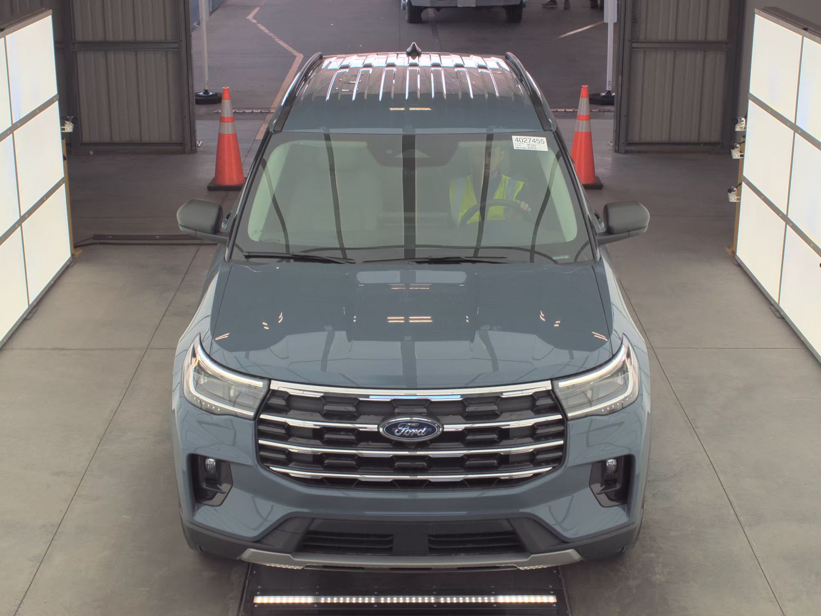 2025 Ford Explorer Active AWD