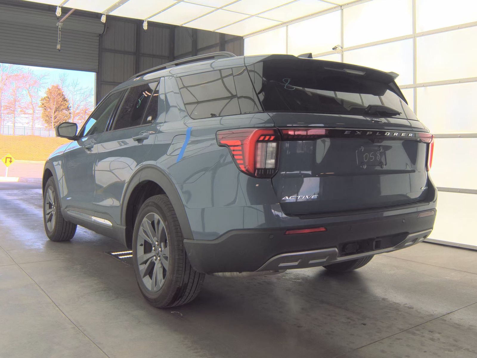 2025 Ford Explorer Active AWD