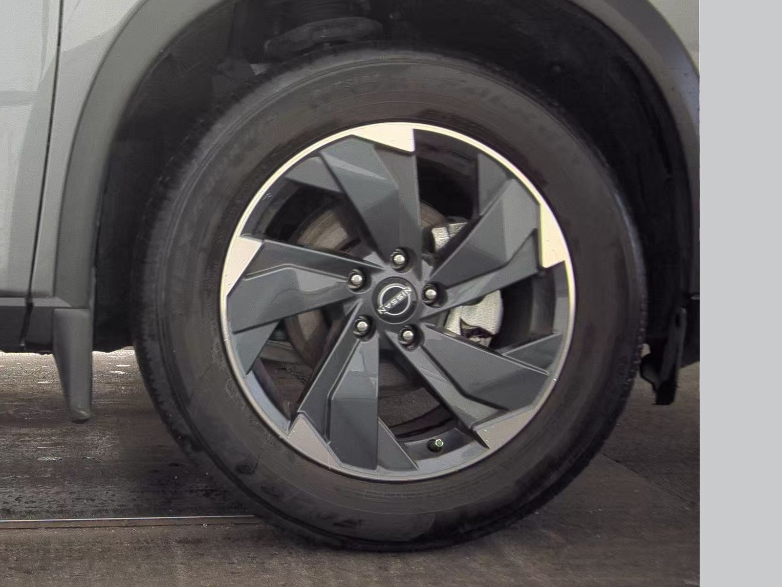 2024 Nissan Rogue SV FWD