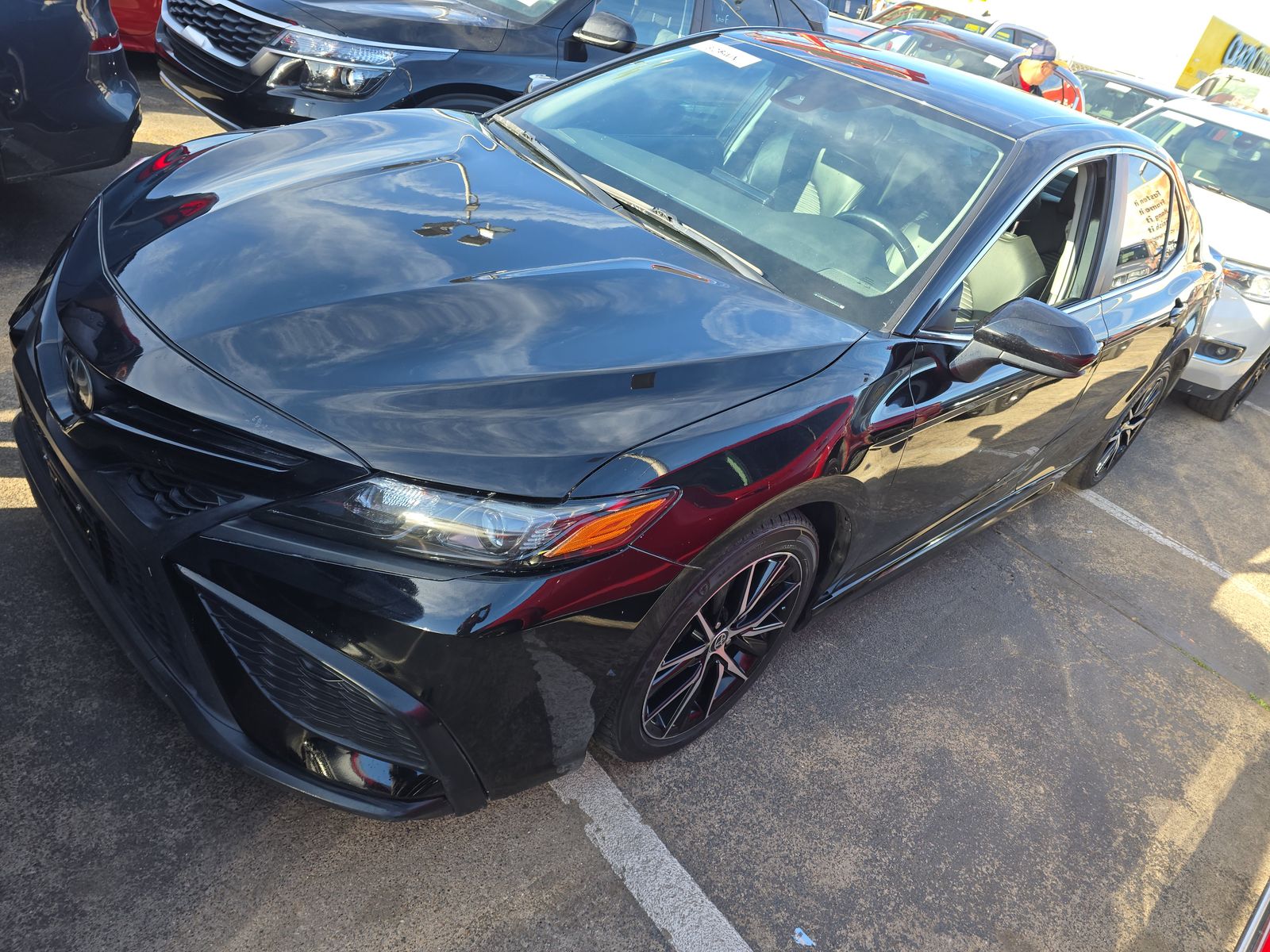 2021 Toyota Camry SE FWD