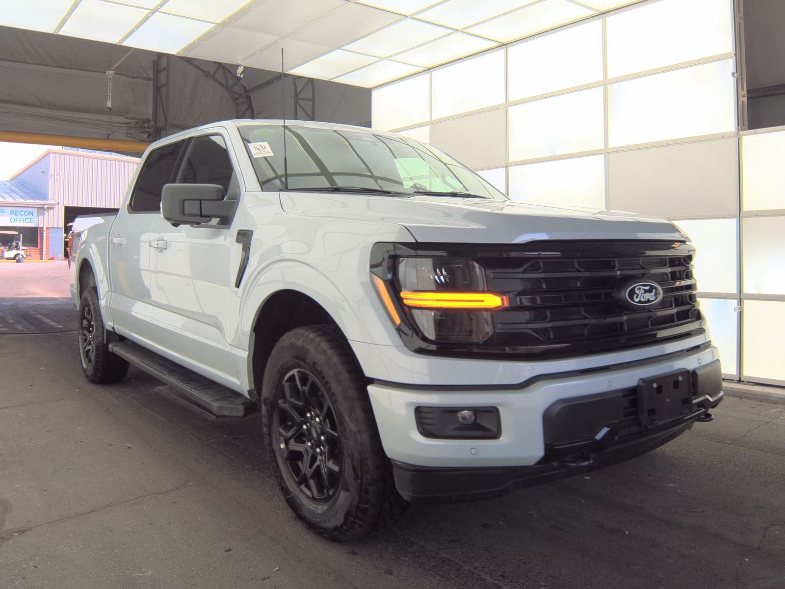 2025 Ford F-150 XLT AWD