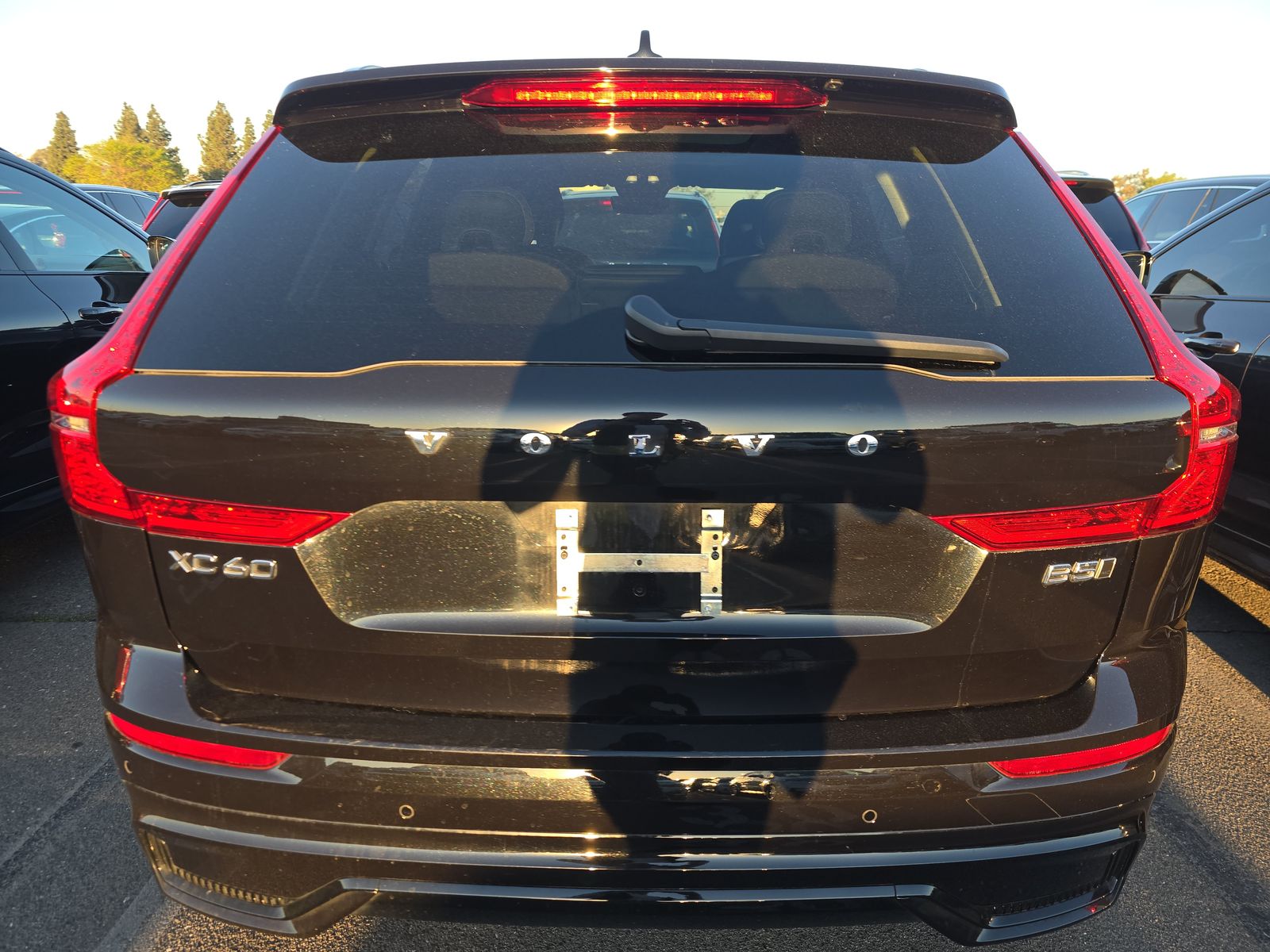 2025 Volvo XC60 B5 Plus FWD