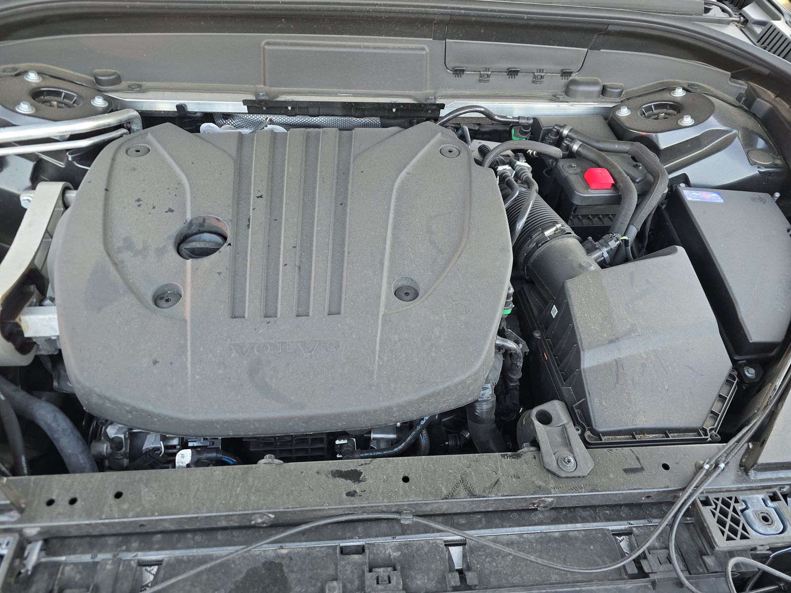 2025 Volvo XC60 B5 Plus FWD