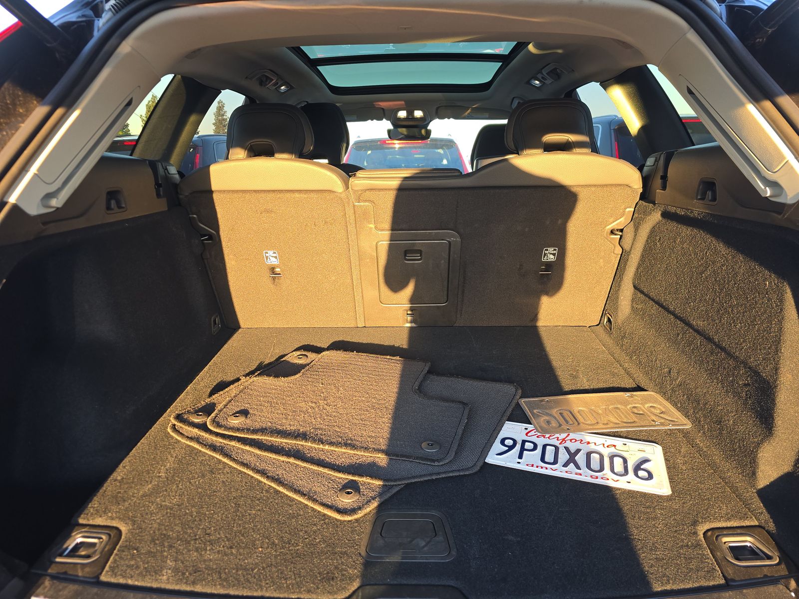 2025 Volvo XC60 B5 Plus FWD