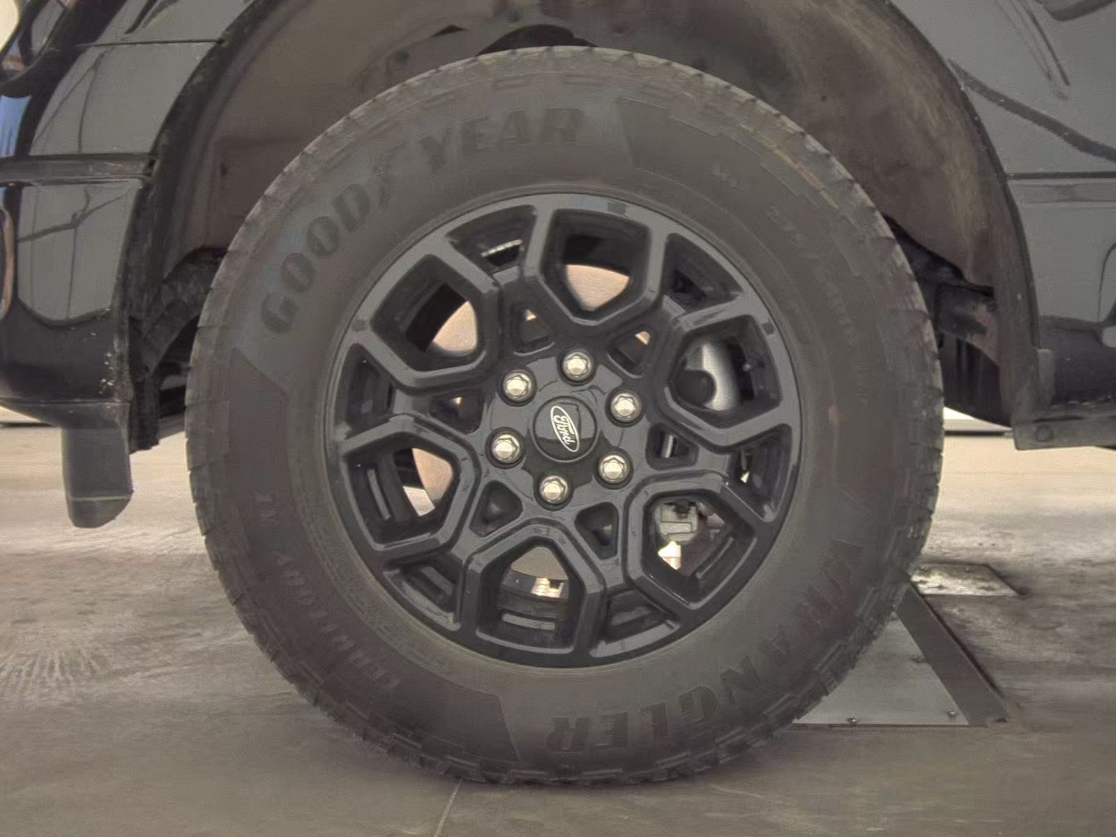 2025 Ford F-150 XLT AWD