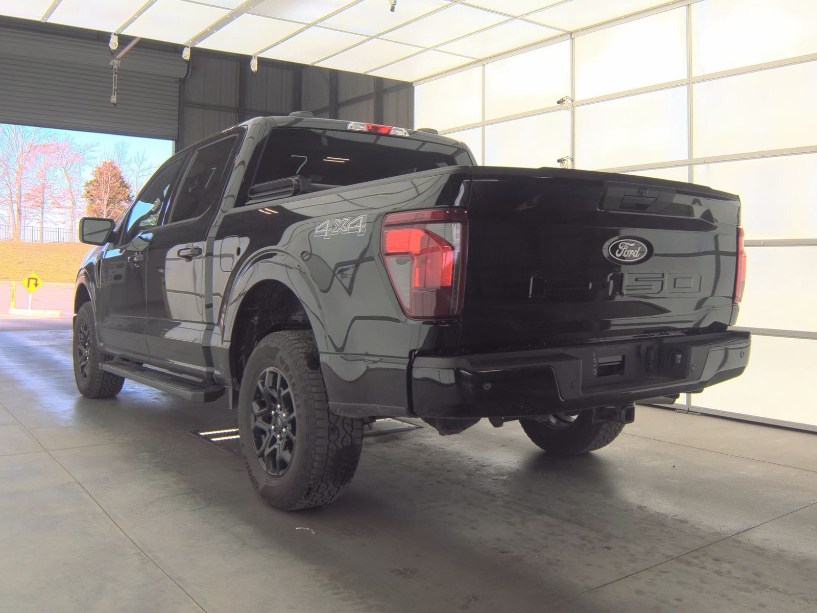 2025 Ford F-150 XLT AWD