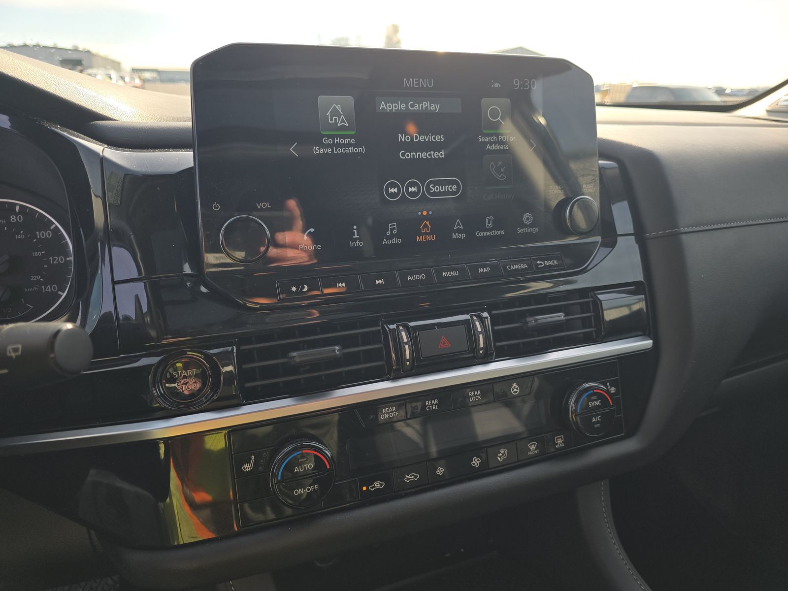 2025 Nissan Pathfinder SL FWD