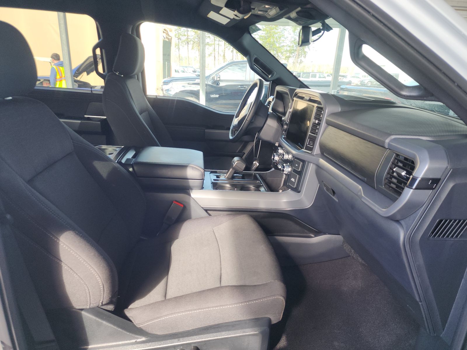 2025 Ford F-150 XLT AWD