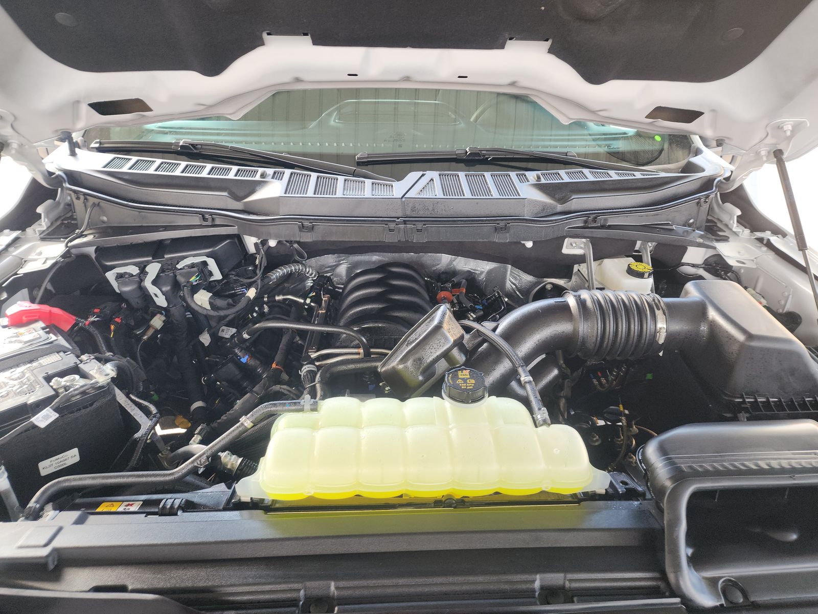 2025 Ford F-150 XLT AWD