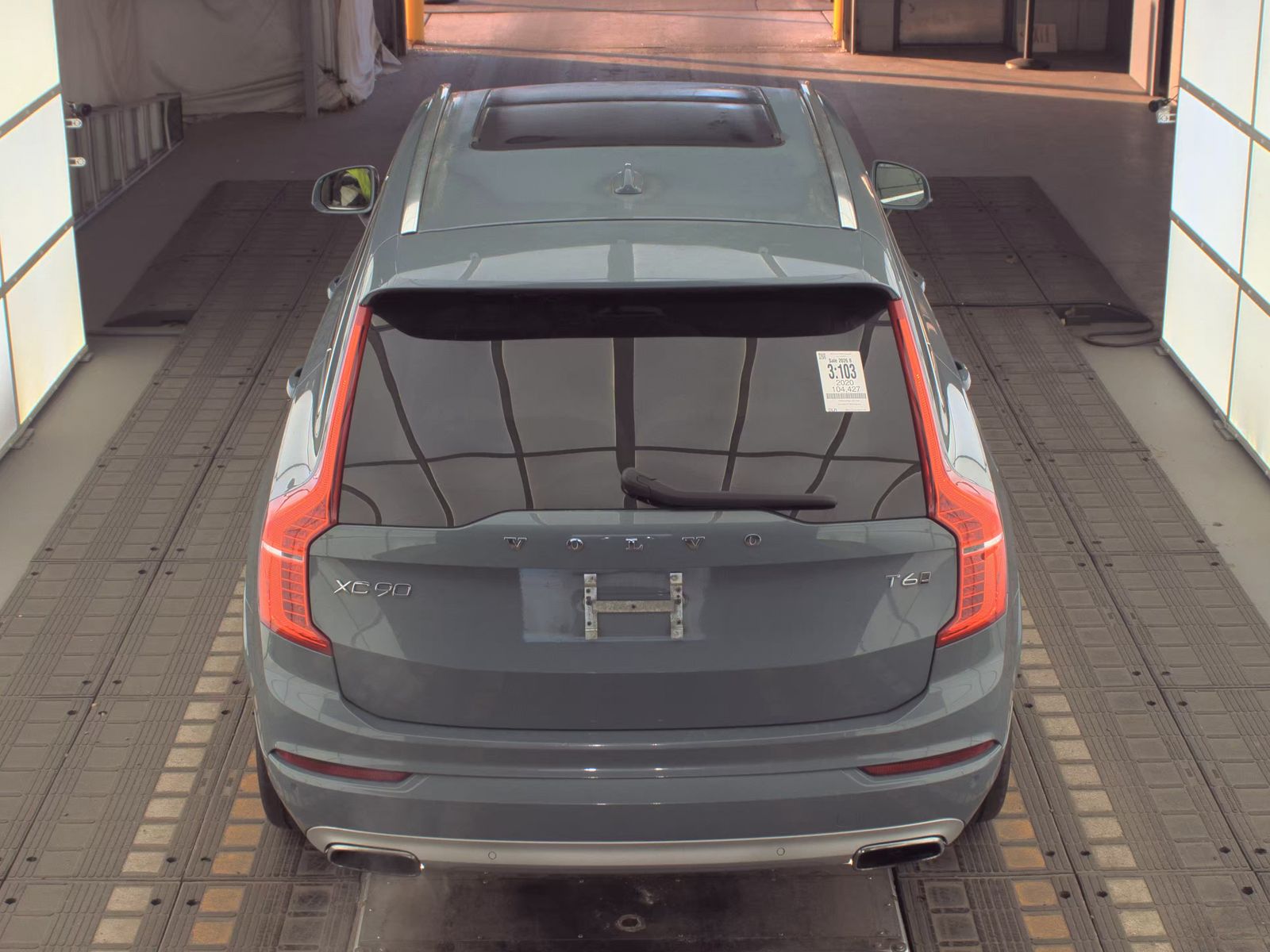 2020 Volvo XC90 T6 Momentum AWD