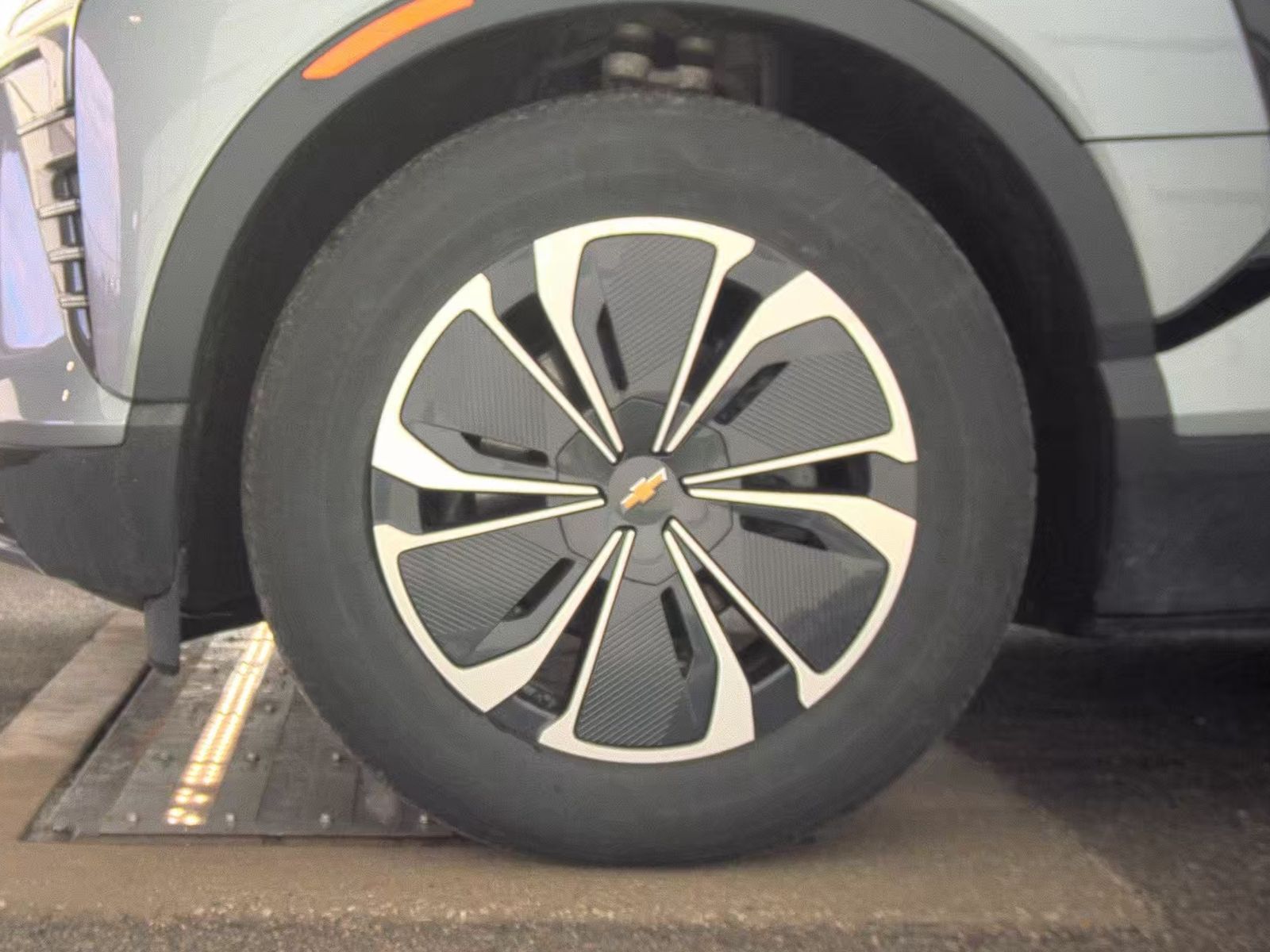 CHEVROLET EAWD LT - 10