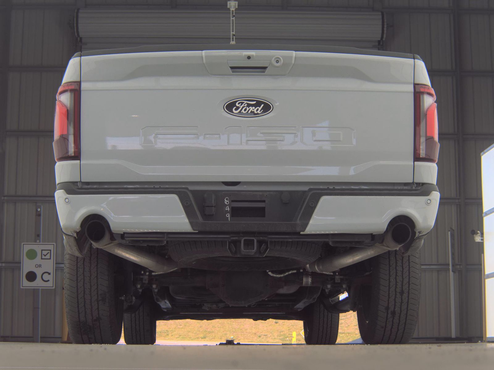 2025 Ford F-150 Lariat AWD