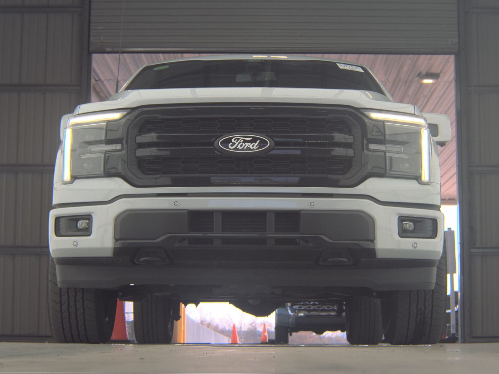 2025 Ford F-150 Lariat AWD