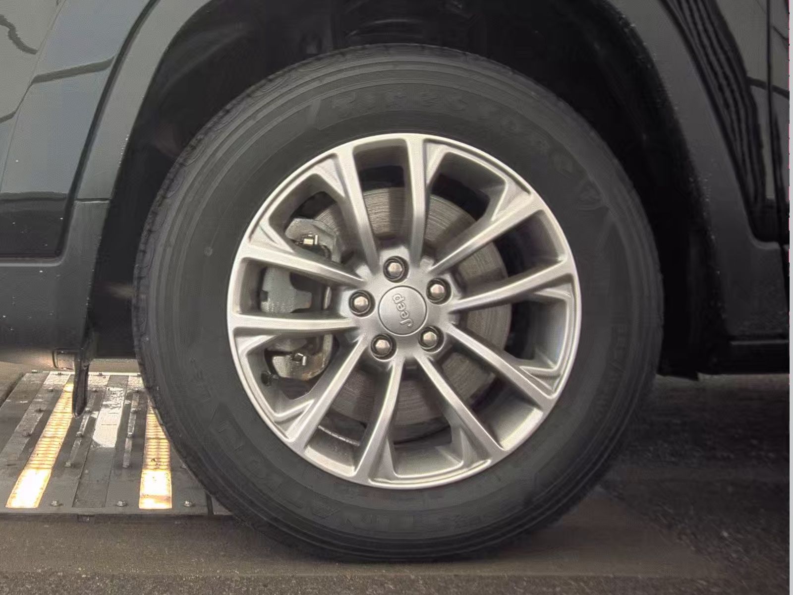 JEEP LATITU LUX - 10