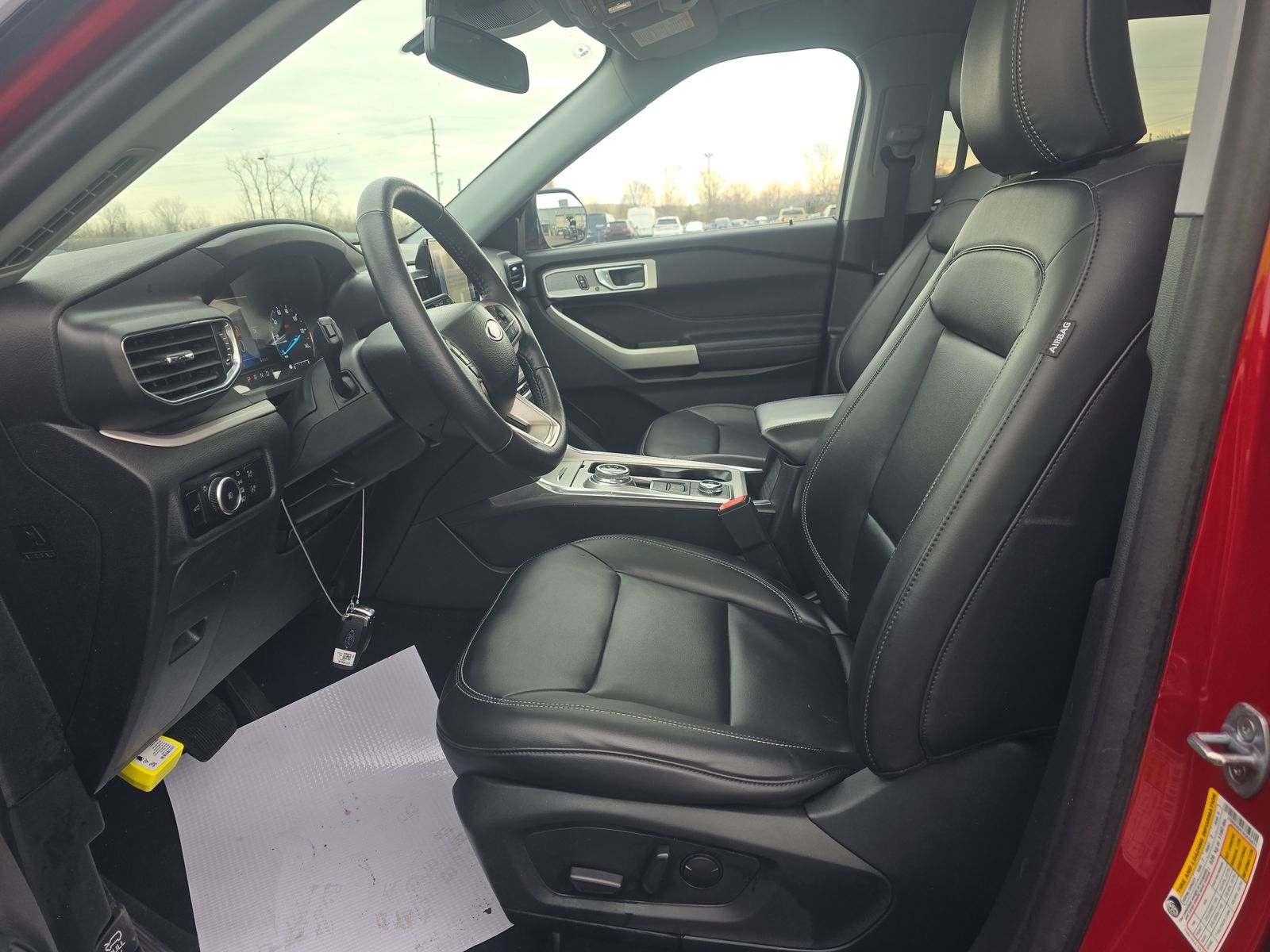 2024 Ford Explorer XLT AWD