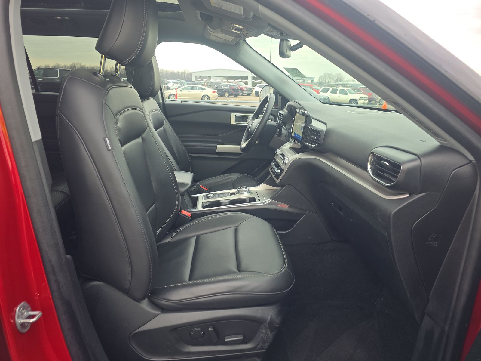 2024 Ford Explorer XLT AWD