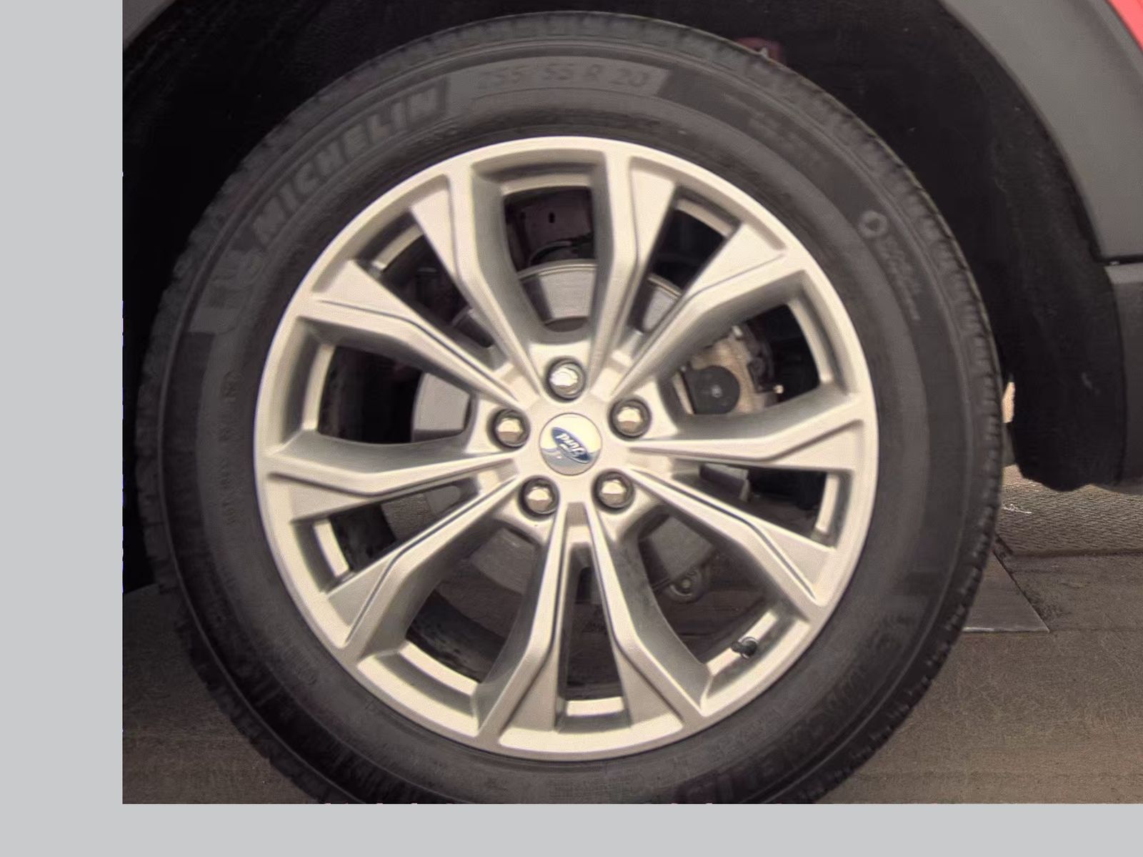 2024 Ford Explorer XLT AWD