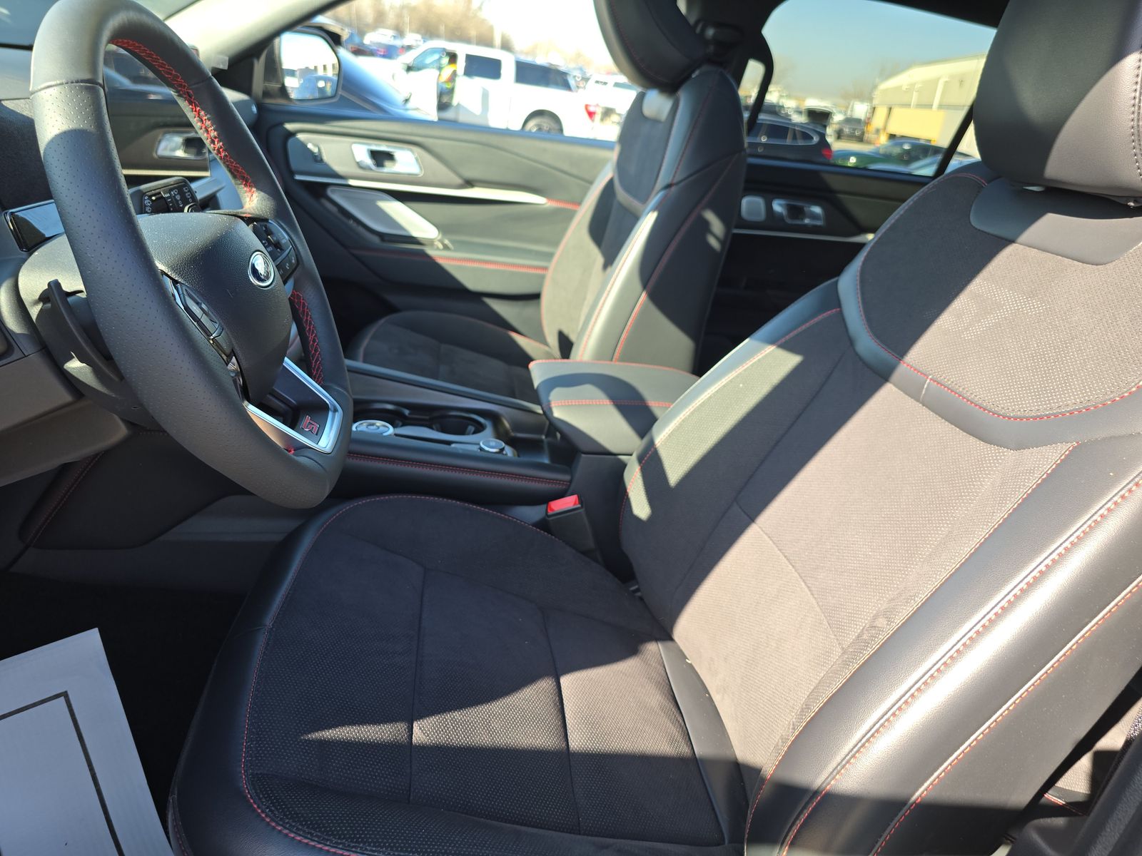 2025 Ford Explorer ST AWD