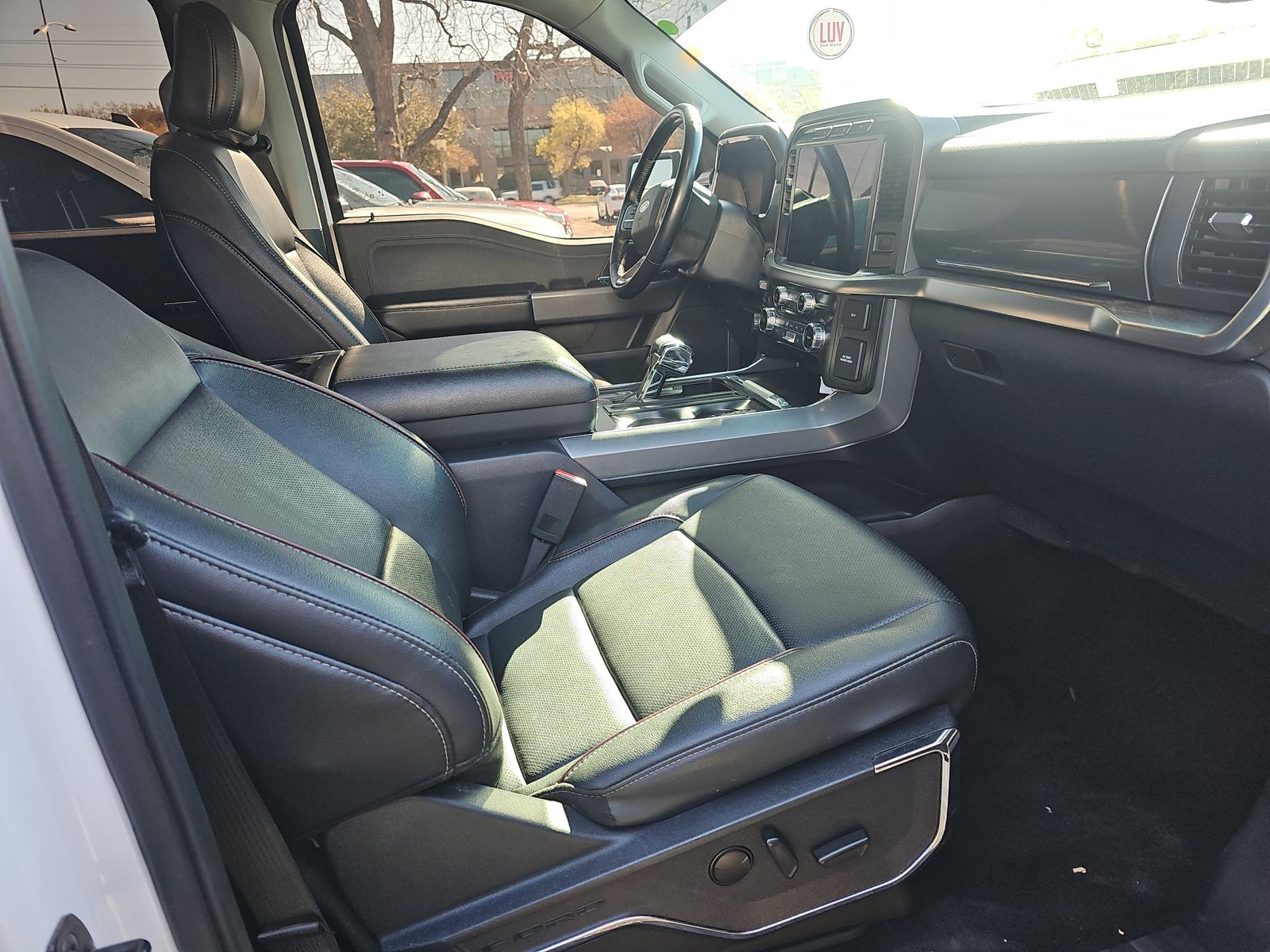 2022 Ford F-150 Lariat AWD