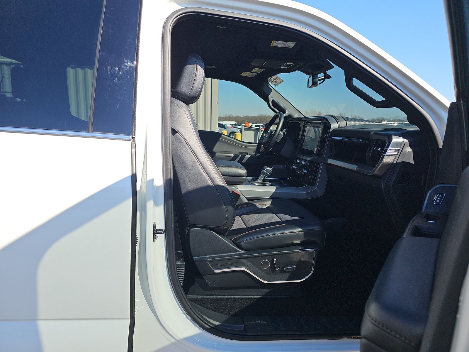 2024 Ford F-150 Hybrid Lariat AWD