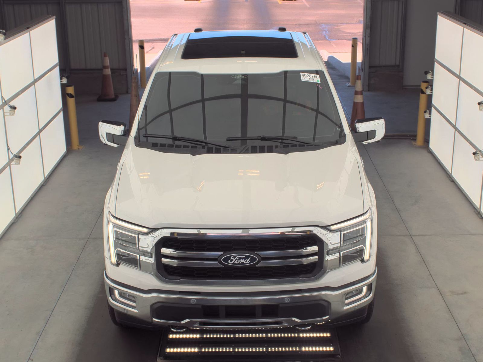 2024 Ford F-150 Hybrid Lariat AWD