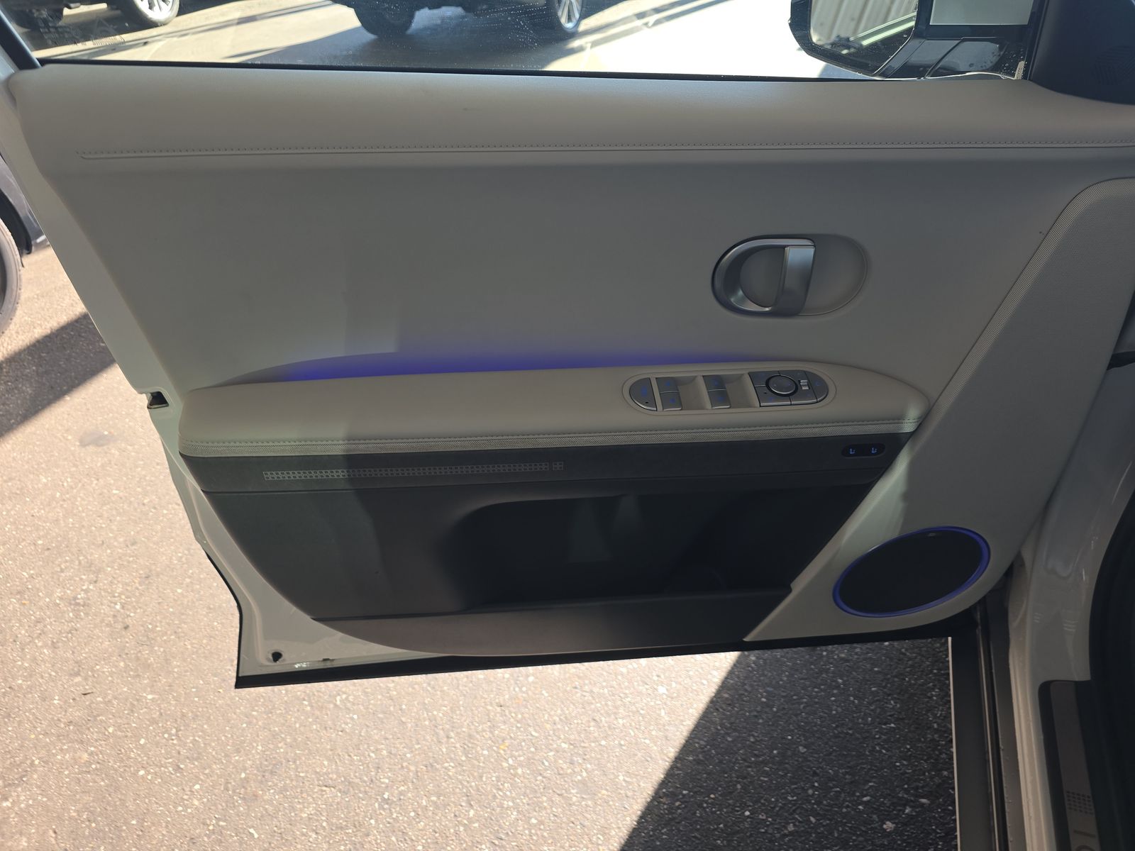 HYUNDAI LIMITED - 10