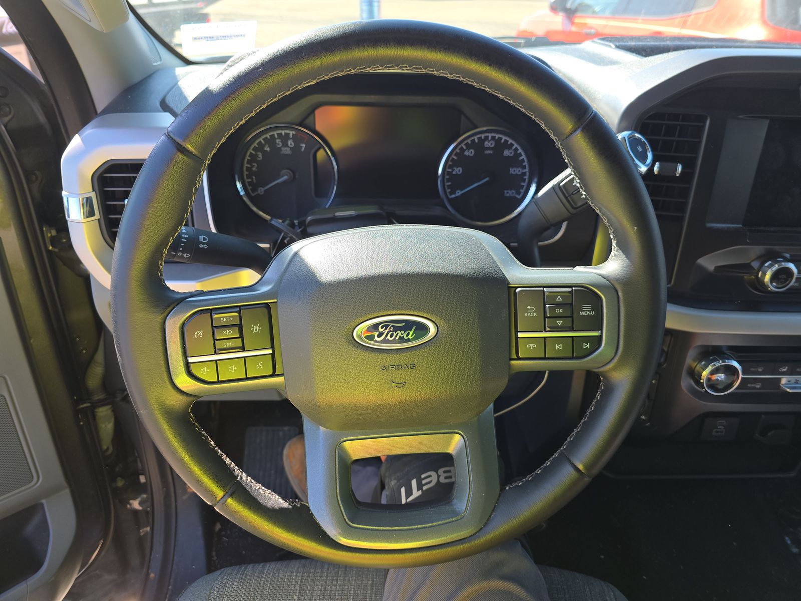 2023 Ford F-150 XLT AWD